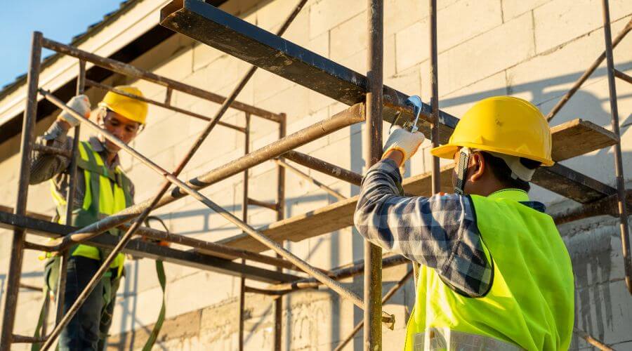 Professional residential roofers in Yalaha, FL